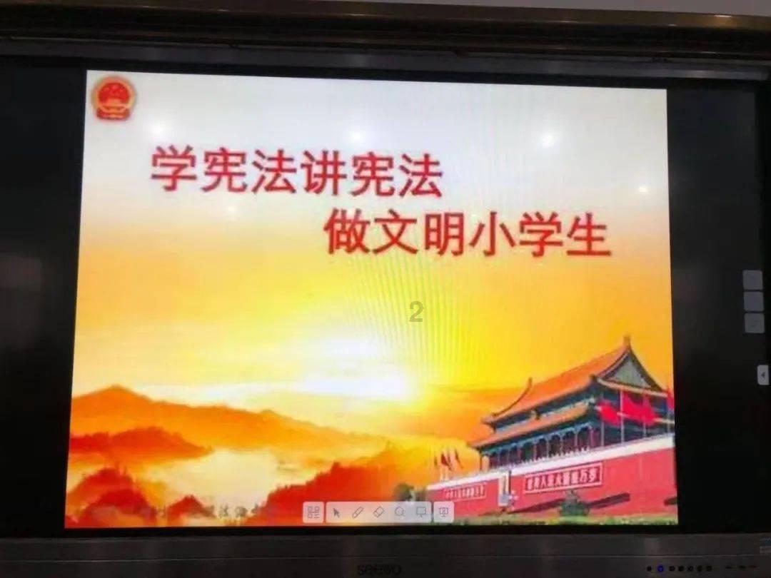 逃离破旧弃城