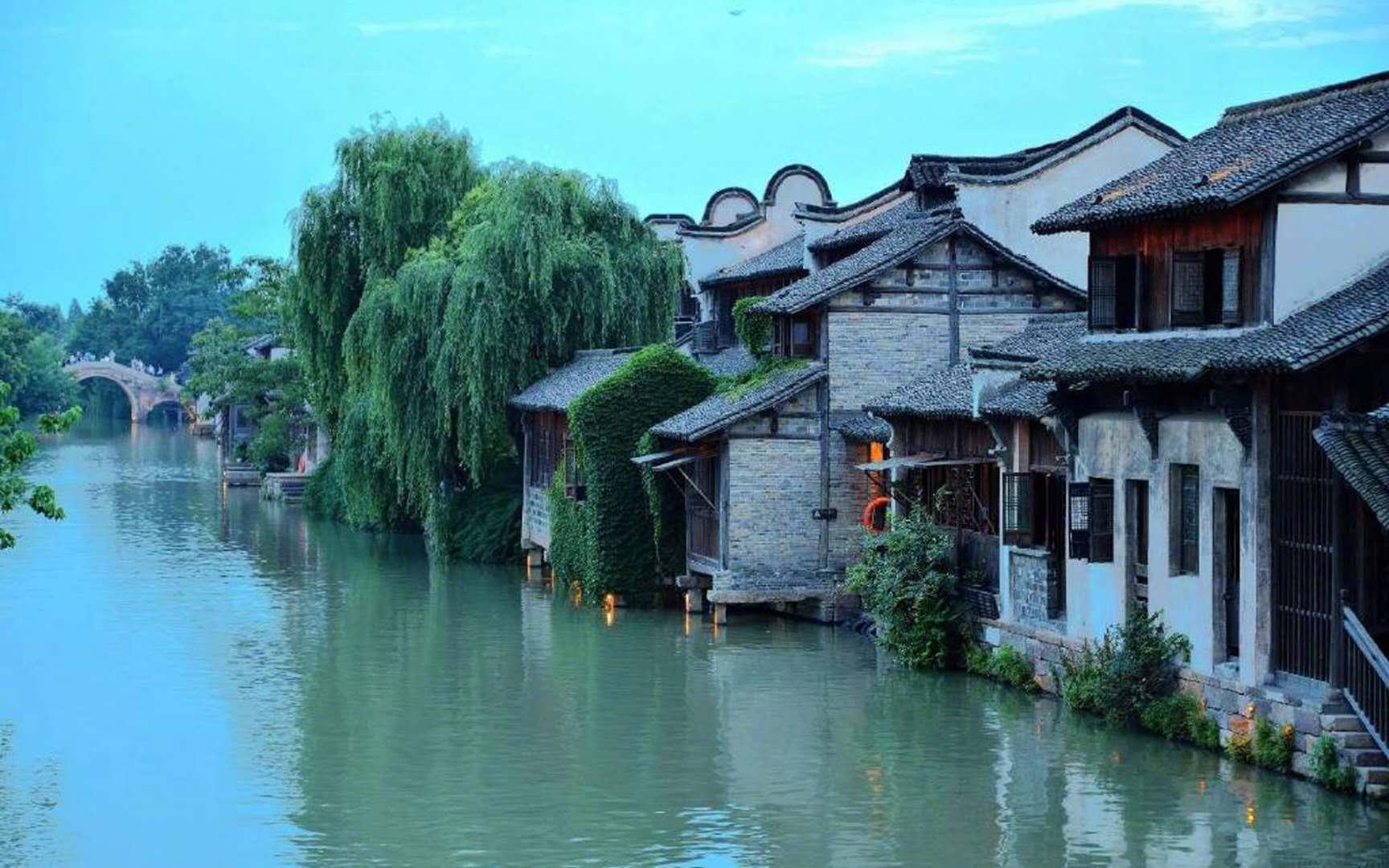 救援摄影师男孩